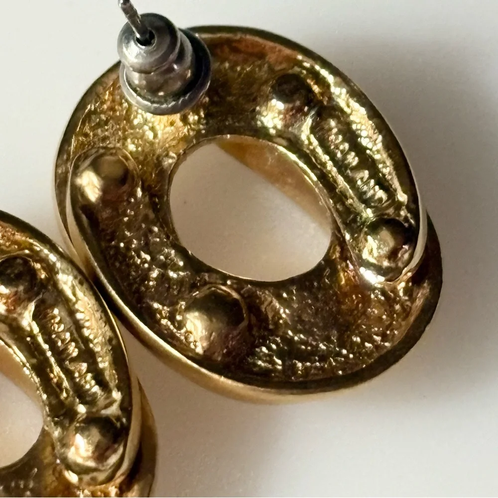 Vintage Gold-tone Matte Shiny Stamped Thailand Post Earrings - Picture 8 of 12
